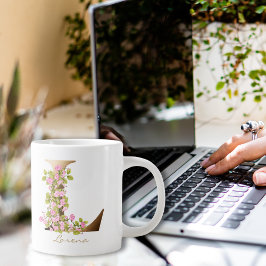 Taza De Café Gigante Letra L Monograma dorado | Flores de cerezo rosa