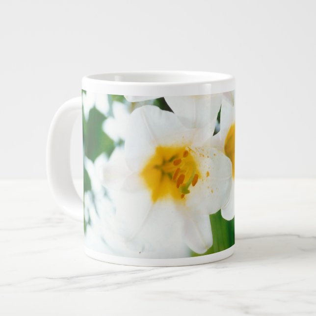 Taza De Café Gigante Lilis blancas - Lilium candidum de flores de lirio (Izquierda)
