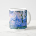 Taza De Café Gigante Lirios de agua<br><div class="desc">Los lirios de agua son series sobre de 200 pinturas al óleo de Claude Monet impresionista francés. Esta pintura,  terminada en 1919,  ofrece sombras del azul y del rosa.</div>