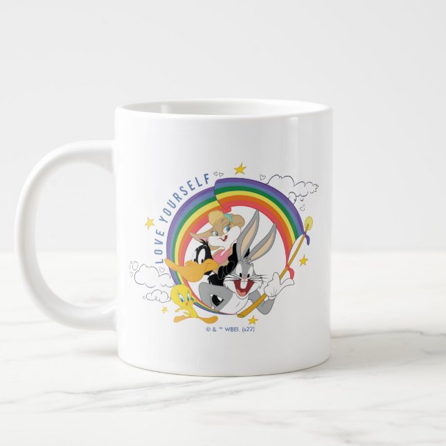 Taza De Café Gigante LOONEY TUNES™ - Ama a ti mismo Insignia de Orgullo (Izquierda)