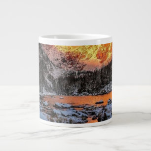 Taza De Café Gigante Majestuoso atardecer de montaña paisaje de inviern