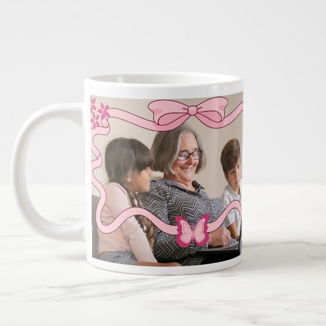 Taza De Café Gigante Mejor Abuela De Mariposa Rosada Y Nietos (Izquierda)