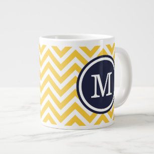 Taza De Café Gigante Monograma del Personalizado de cheurón azul amaril