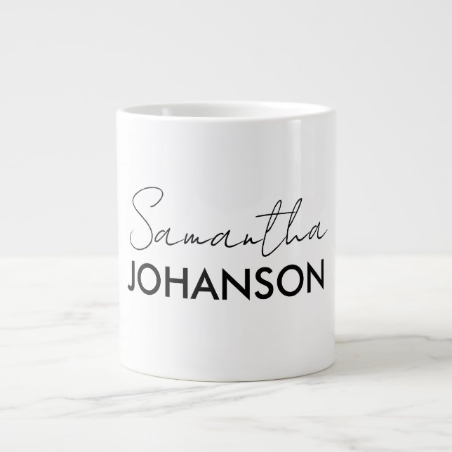 Taza De Café Gigante Nombre de guión de monograma | Femeninas Minimalis (Frente)