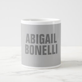 Taza De Café Gigante Nombre minimalista negrita y gris moderno
