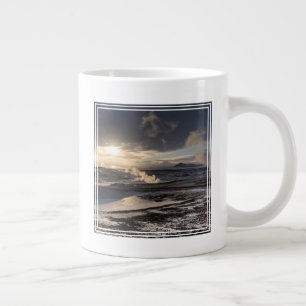 Taza De Café Gigante Paisaje geotérmico invernal