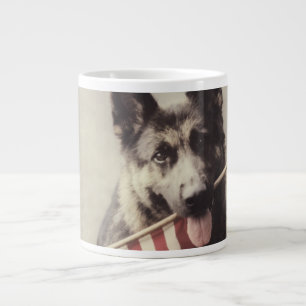 Taza De Café Gigante Pastor Alemán Con Bandera Estadounidense
