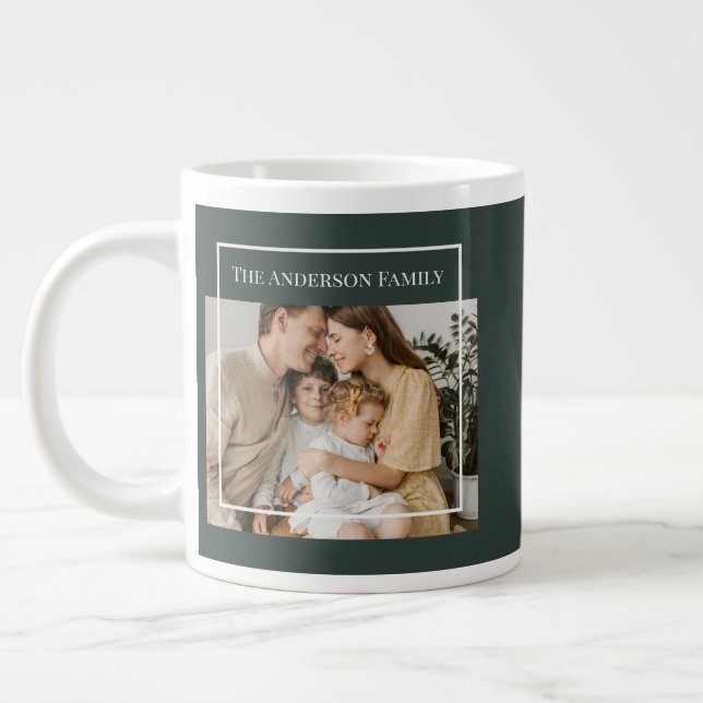 Taza De Café Gigante Personalized Family Photo | Custom Family Name  (Izquierda)