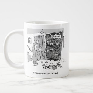 Taza De Café Gigante Policía antidisturbios irrumpe en una propiedad - 