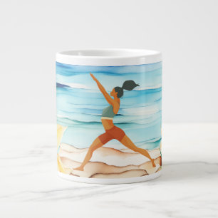 Taza De Café Gigante Posición de yoga junto a la playa