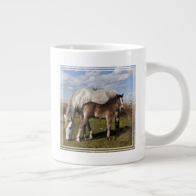 Taza De Café Gigante Potro de caballo de Camargue con madre (Derecha)