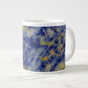 Taza De Café Gigante Primer plano de una sodalita azul