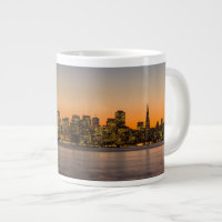 Puesta del sol hermosa en San Francisco