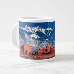 Taza De Café Gigante Rastro equilibrado de la roca