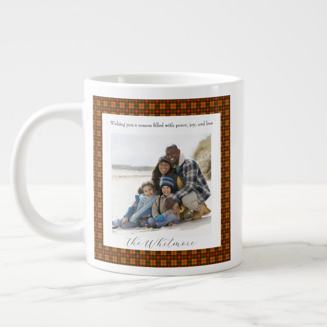 Taza De Café Gigante  Red Plaid Cozy Christmas Retro Monogram 2 Photo (Izquierda)