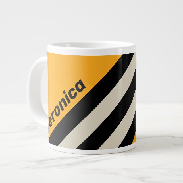 Taza De Café Gigante Retro Bumblebee Buzz Stripes with Name (Izquierda)