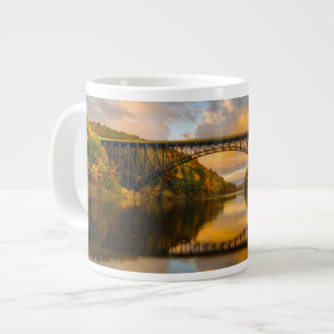 Taza De Café Gigante Rey francés Bridge en caída