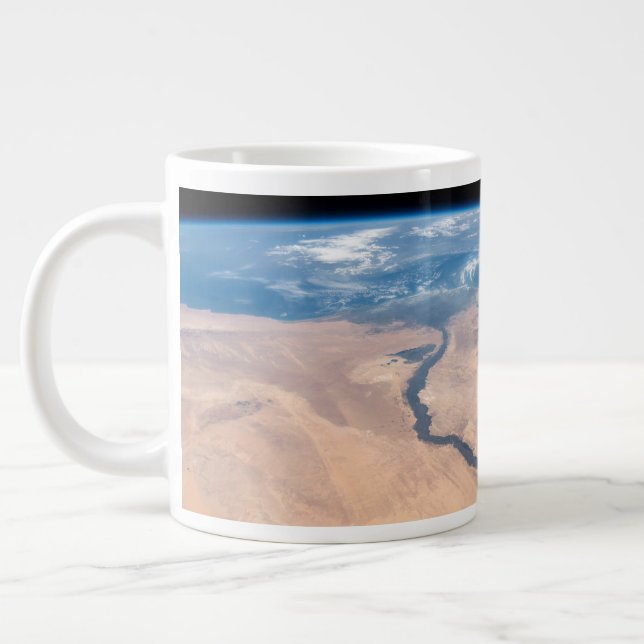 Taza De Café Gigante Río Nilo, Mar Rojo Y Mar Mediterráneo. (Izquierda)