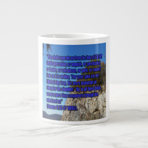 Taza De Café Gigante Romanos 8:35-37 WEBU Mug