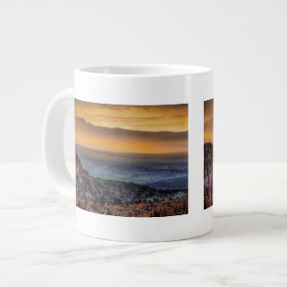 Taza De Café Gigante Salida del sol en el barranco de Bryce
