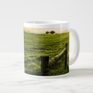 Taza De Café Gigante Siempre más verde en el otro lado