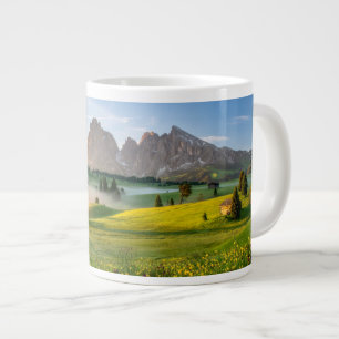 Taza De Café Gigante Siser Alm, Alpes Dolomitas, Italia