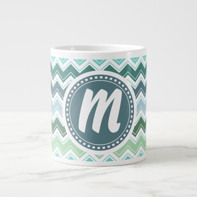 Taza De Café Gigante Sombras del modelo elegante verde de Chevron (Frente)