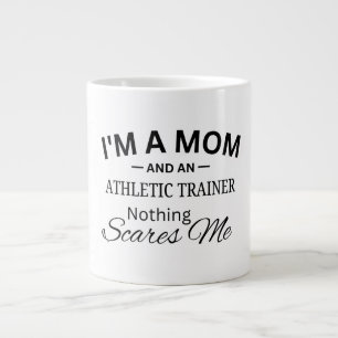 Taza De Café Gigante Soy una mamá y una entrenadora atlética nada me as
