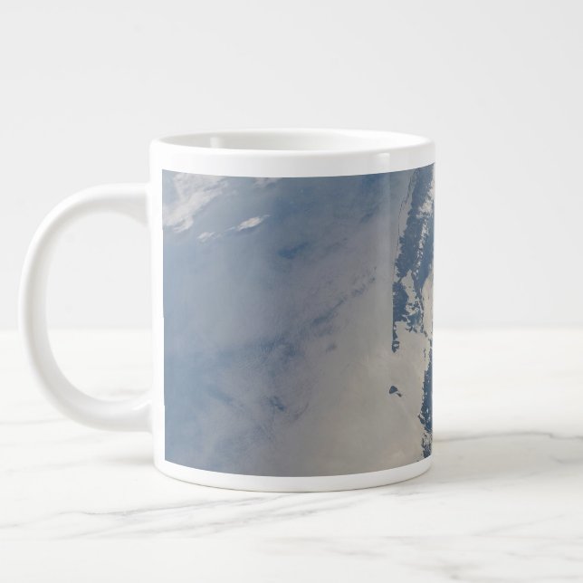Taza De Café Gigante Sunglint En La Costa De Massachusetts. (Izquierda)