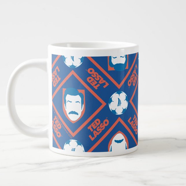 Taza De Café Gigante Ted Lasso | Patrón de diamantes de cara y bolas (Izquierda)