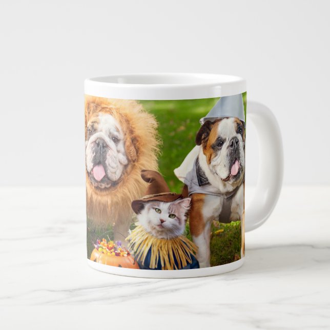 Taza De Café Gigante Three Bulldogs in Costumes (Derecha)