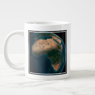 Taza De Café Gigante Tierra Llena Desde El Espacio Sobre El Continente