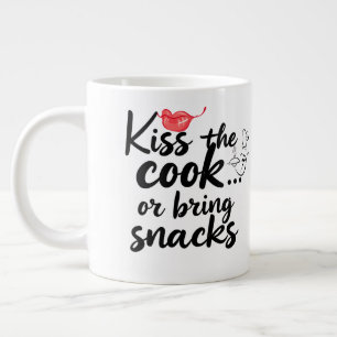 TAZA DE CAFÉ GIGANTE TIPOGRAFÍA DE '''BESAR AL COCINERO'' CITA