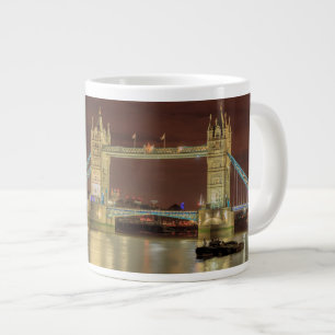 Taza De Café Gigante Tower Bridge por la noche, Londres
