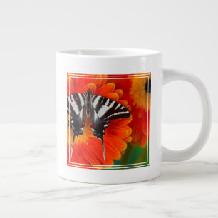 Taza De Café Gigante Una mariposa cola de golondrina cebra