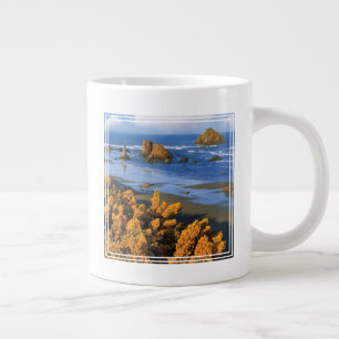 Taza De Café Gigante Vista A La Playa De Oregón En Bandon