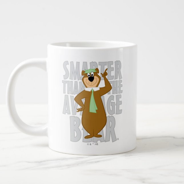 Taza De Café Gigante Yogi "Más Inteligente Que El Oso Medio" (Izquierda)