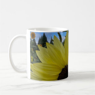 Taza De Café Girasol amarillo claro y cielo azul
