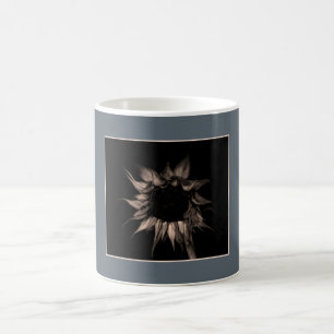 Taza De Café Girasol - Bella Artes de Sepia Fotografía única de