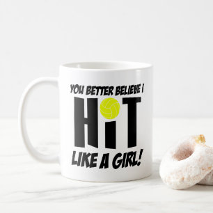 Taza De Café golpea como una chica voleibol