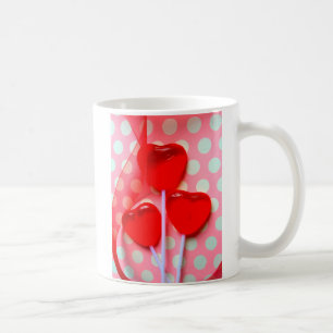 Taza De Café Golpeones cardíacos en puntos de polka