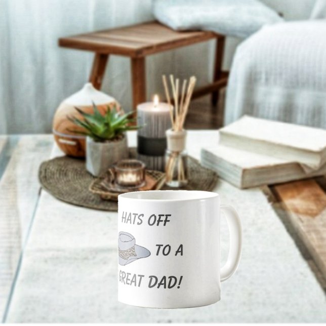 Taza De Café Gorras Gorra fuera de gris (Gift this Hats Off-Gray Hat Coffee Mug, to your Dad on his special day!)