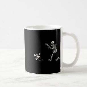 Taza De Café Gracioso Skeleton persiguiendo a la perrera de Hal