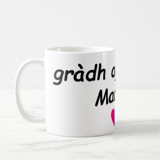 Taza De Café gràdh agus solas, Madeline (love and light)