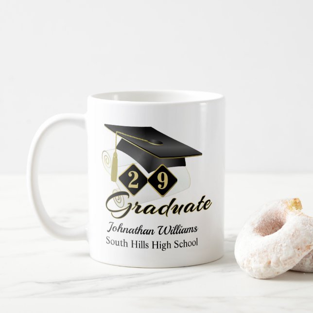 Taza De Café Graduación personalizada en negro y oro (Con donut)