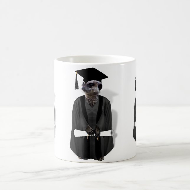 Taza De Café Graduado de Meerkat con traje gris y negro (Centro)