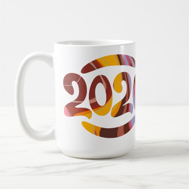 Taza De Café Graffiti Glow: New Year Street Vibes Tee (Izquierda)