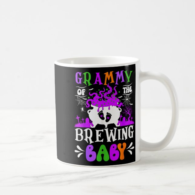 Taza De Café Grammy Of The Brewing Baby Grandma To Be Halloween (Derecha)