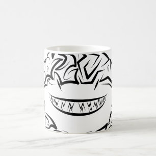 Taza De Café Gran tiburón blanco y negro tribal