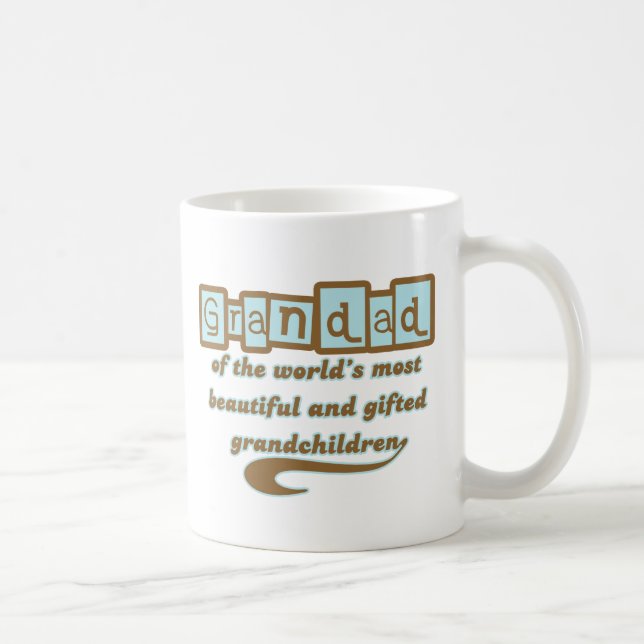 Taza De Café Grandad de nietos dotados (Derecha)